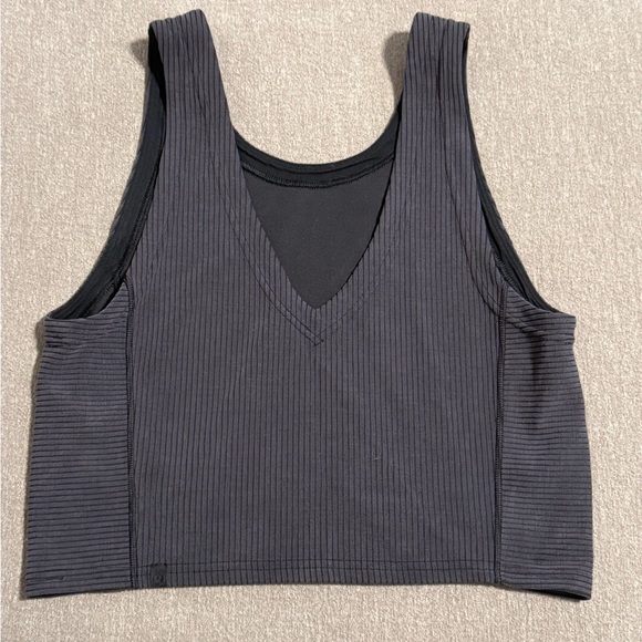 Lululemon Reversible Tank - Picture 2 of 8